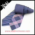 Soie tissée réversible adaptée aux besoins du client en 4 cravates promotionnelles d&#39;usine de conceptions
